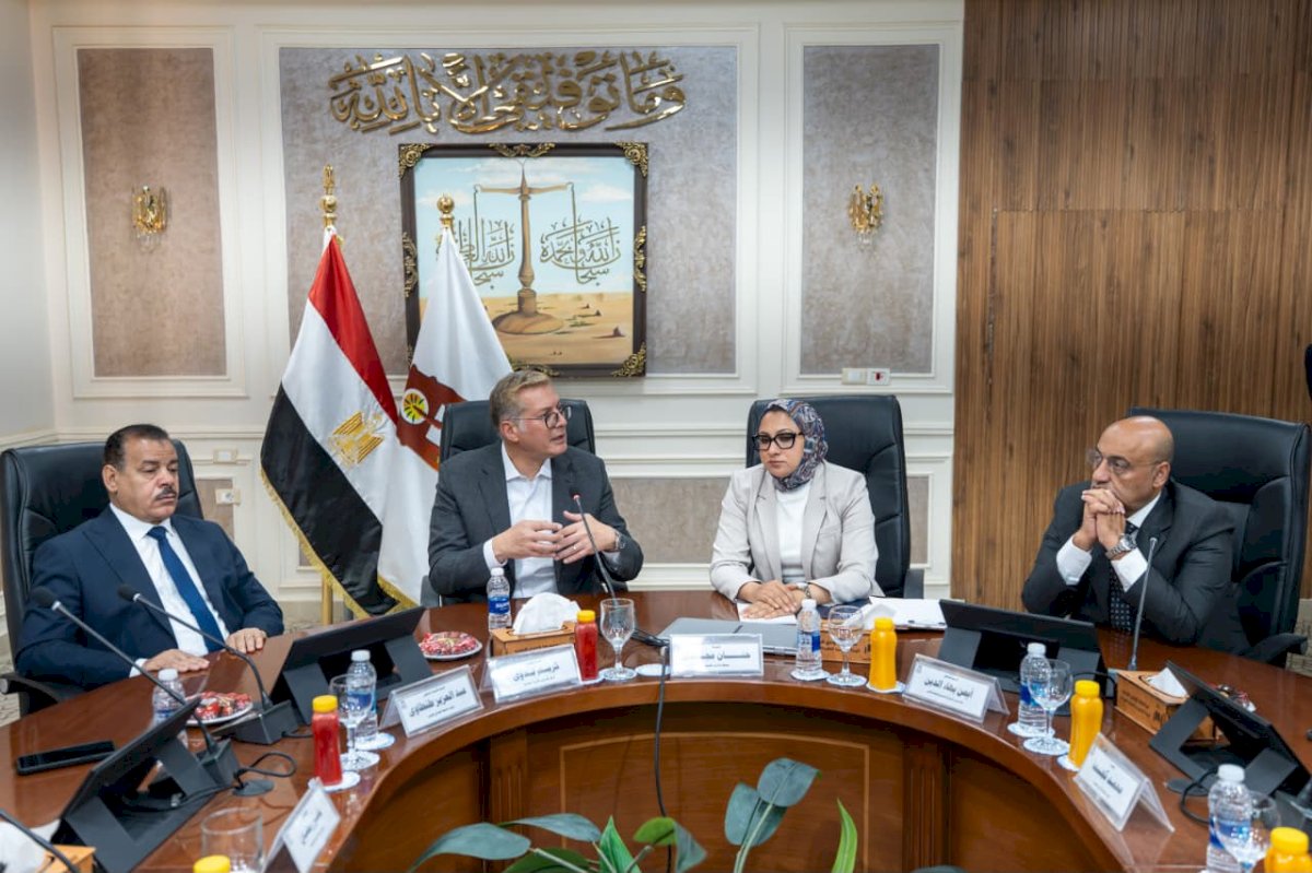 بدوي وحنان يشهدان توقيع بروتوكول إنشاء أول مدرسة تكنولوجيا تطبيقية متخصصة في التعدين على مستوى الجمهورية