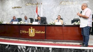 محافظ سوهاج يفتتح البرنامج التدريبي لتنمية مهارات قيادات العمل التنفيذي بالمحافظة