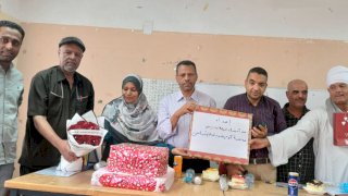 تعليم أبوتشت يكرّم بثينة أحمد وعلي صبري لبلوغهما سن التقاعد
