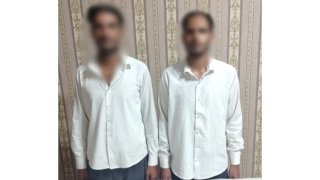 النيابة تحقق في فيديو قيام ثلاثة عاملين بالتعدي بالضرب علي عامل بدمياط