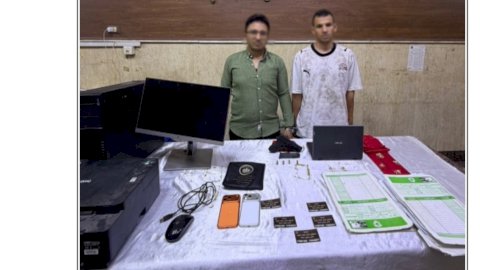 النيابة تقرر حبس عاطل وطالب لانتحالهما صفة قضائية للنصب علي المواطنين بالقاهرة والجيزة
