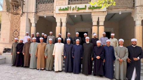 الأوقاف تُسيِّر قافلة دعوية إلى مساجد إدارات حلوان والمعصرة و١٥ مايو بالقاهرة