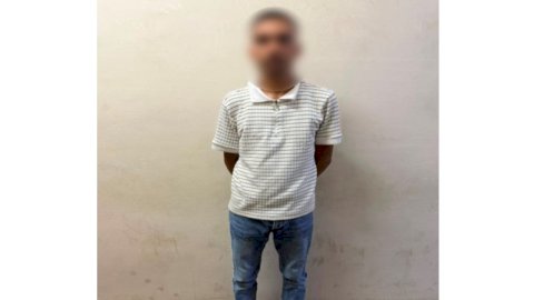 نكشف فيديو قيام عامل بالتعدى على سيدة مسنة بالضرب بالشرقية