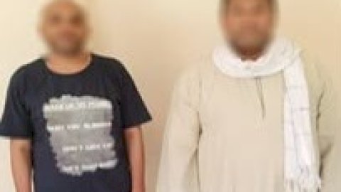 إتخاذ الإجراءات القانونية ضد حارسين لقيامهما تحصيل مبالغ مالية من السائحين بالاقصر