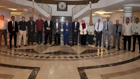 رئيس جامعة قنا يبحث تطوير منظومة العمل بجنوب الوادي الأهلية