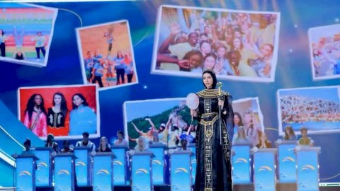 طالبة من جامعة عين شمس تحصد المركز الأول عالميًا في المسابقة الدولية لجسر اللغة الصينية