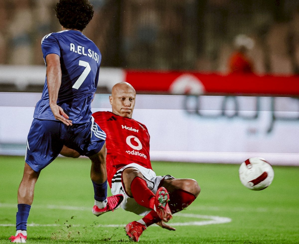 الأهلي يواصل انتصاراته ويفوز على سموحة في الدوري المصري