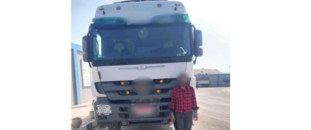 النيابة تحقق مع سائق لقيامه بتحميل حمولة زائدة دون تأمينهابالمنوفية