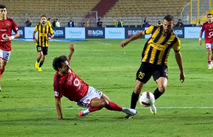 الأهلي يتعادل مع  المقاولون العرب ايجابيا في الدوري المصري