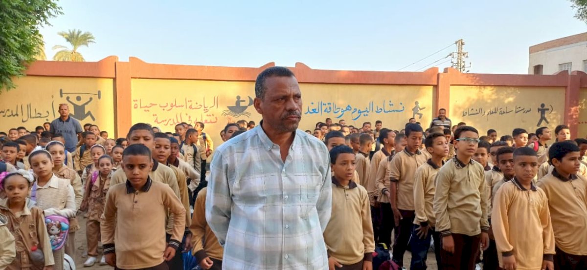 عبدالواحد يتفقد مدارس أبوتشت ميدانيًا لمتابعة انتظام الدراسة