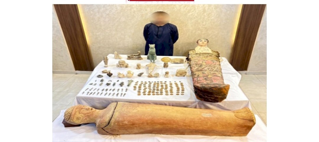 ضبط 151 قطعة أثار بحوزة عاطل بالمنيا
