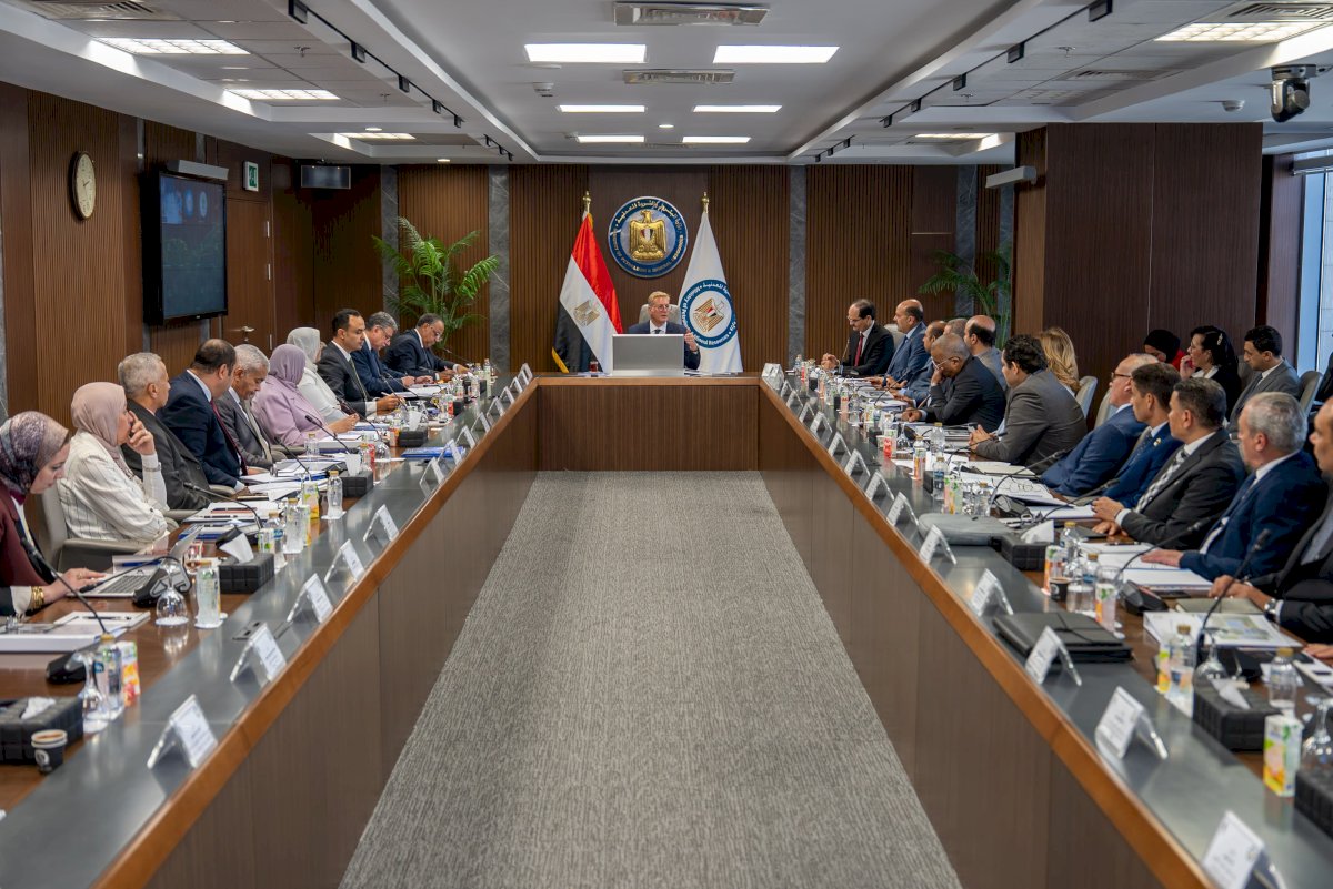 "بدوي" يرأس الجمعية العامة للشركة المصرية القابضة للغازات الطبيعية