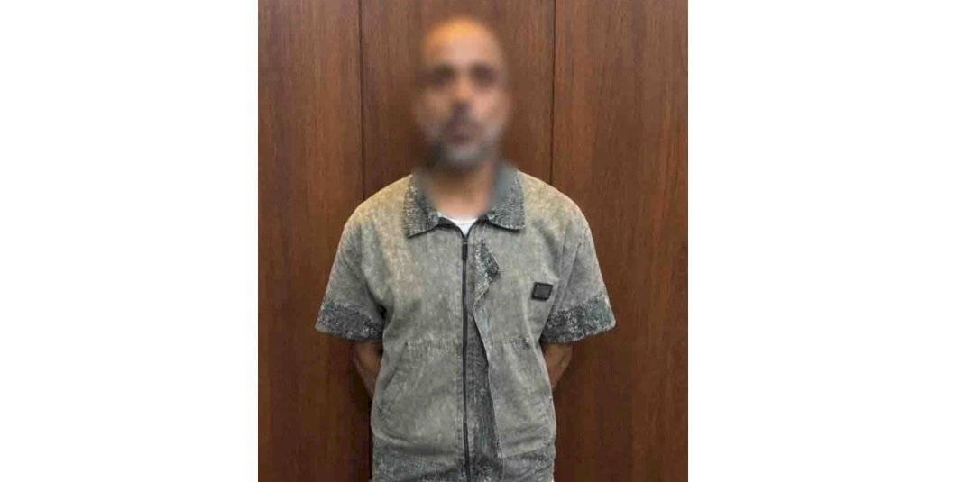 ننشر فيديو تضرر عامل من منادى سيارات لمطالبته بمبالغ مالية نظير ركن سيارته بالقاهرة
