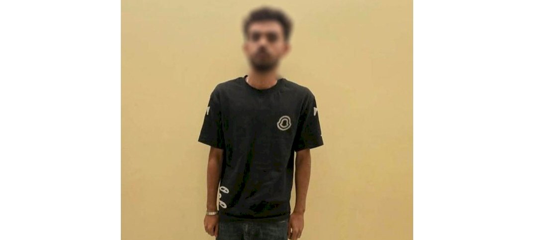 إتخاذ الإجراءات القانونية ضد طالب لادعائه قيام ضابط شرطة باتلاف بطاقته بالجيزة