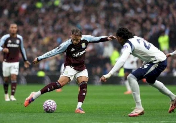 أستون فيلا يفوز على توتنهام هوتسبير  في الجولة الـ5 للدوري الإنجليزي