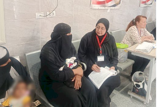 الكشف على 745 مواطناً بالقافلة الطبية بقرية العليقات بمركز قوص