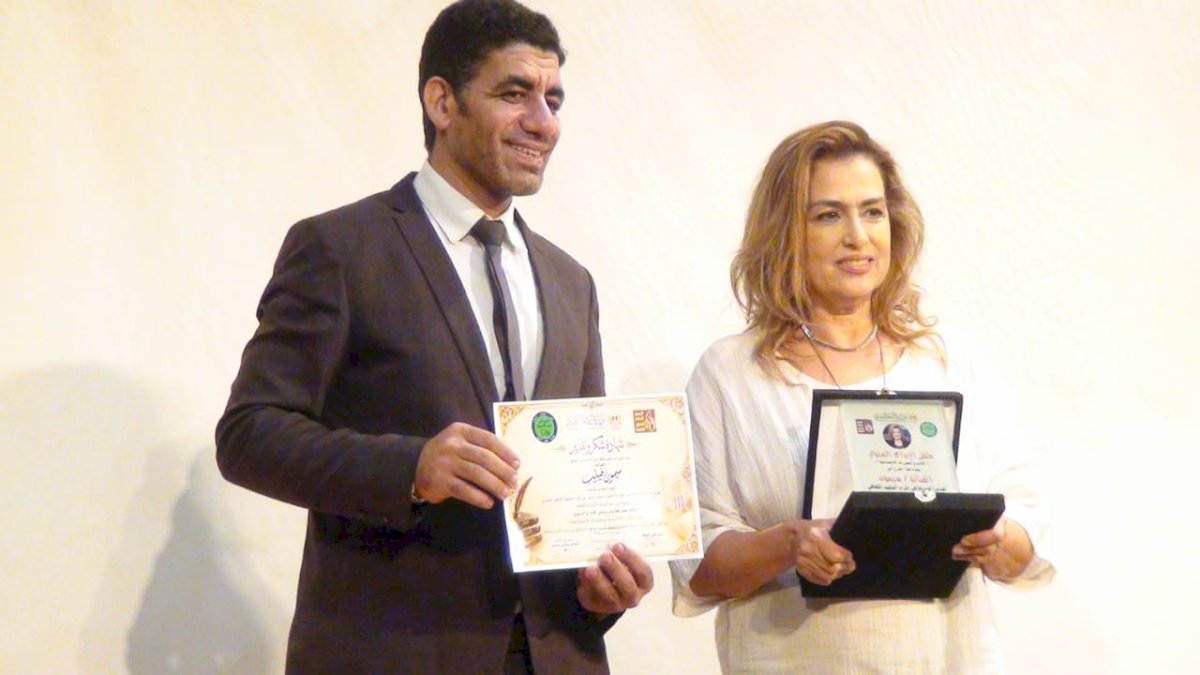 نادي أدب شبرا الخيمة  يكرم الفنانة سيمون ضمن فاعليات ملتقى الإبداع السنوي