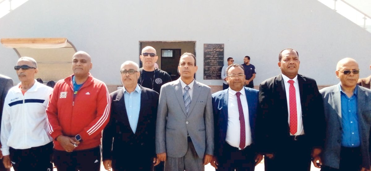 جامعة أسوان تستقبل الطلاب بتحية العلم والأنشطة الرياضية