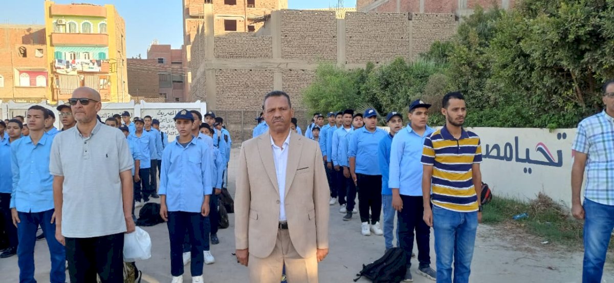 مدير تعليم أبوتشت: لا تهاون في تطبيق لائحة الانضباط ومحاسبة المخالفين