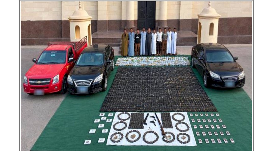 القبض علي تشكيل بحوزته مخدرات وأقراص كبتاجون قيمتها اكثر من ١٨٢ مليون جنيه بالاسكندرية