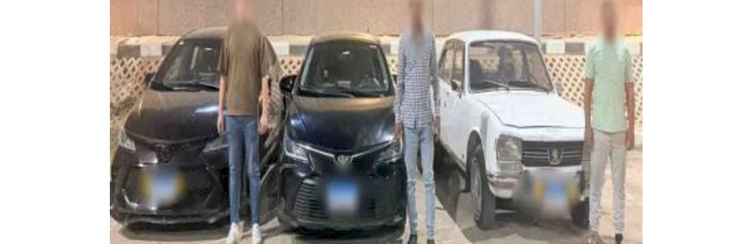 اتخاذ اجراءات قانونية ضد قائدى ٣ سيارات لقيامهم بتعطيل المرور وآداء حركات إستعراضية بالقاهرة