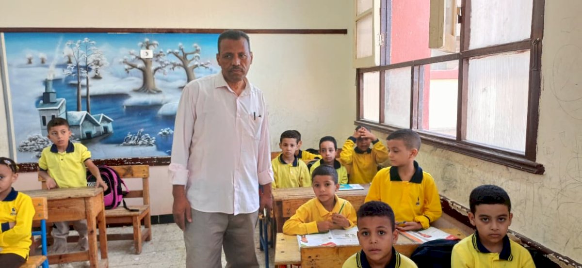 مدير تعليم أبوتشت يشدد على الانضباط المدرسي والحفاظ على مقدرات المدارس