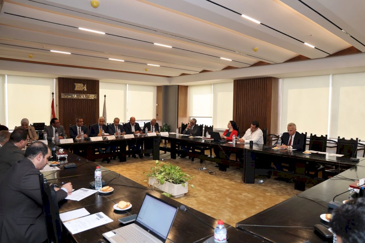 رجال الأعمال المصريين تستقبل تنمية المشروعات لبحث التعاون في دعم قطاع المشروعات