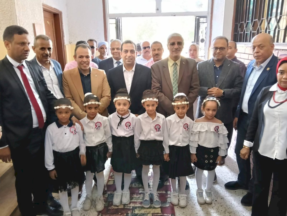 نائب محافظ قنا يشهد المبادرة الرئاسية للكشف المبكر عن الأنيميا والسمنة والتقزم