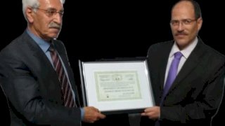 لجنة جائزة أوسمان صبري للصداقة بين الشعوب تنعي السيد عبد الفتاح علي