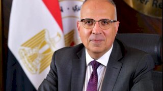 الدكتور سويلم يتابع أعمال تطوير مصانع مواسير الصرف المغطى