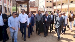 "راشد" يتفقد مدرسة السيدة نفيسة الابتدائية بجرجا للاطمئنان على جاهزيتها لاستقبال العام الدراسي