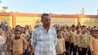عبدالواحد يتفقد مدارس أبوتشت ميدانيًا لمتابعة انتظام الدراسة