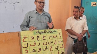 جولة ميدانية لعبد الرافع جاد لمدارس الكوم الأحمر والتعليم المجتمعي