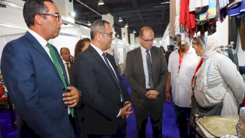 شباب جهاز تنمية المشروعات يشاركون في معرض (أهلا مدارس) ويقدمون منتجات عالية الجودة