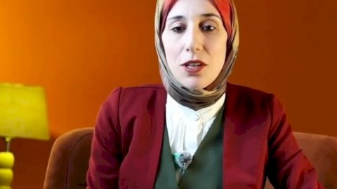 د. ندا صفوت تسلط الضوء على أثر الكلمة وأهمية مراعاة المشاعر الإنسانية