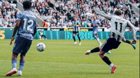 نيوكاسل يونايتد  يتعادل ايجابيا مع  بورنموث في الجولة الـ3 للدوري الإنجليزي