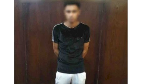 نكشف فيديو تضرر عامل من منادي سيارات بدون ترخيص بالقاهرة