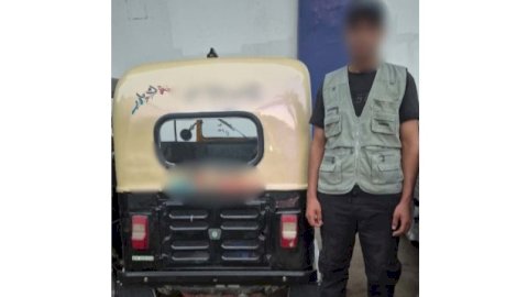 ضبط سائق "توك توك" لقيامه السير برعونة وآداء حركات إستعراضية بالجيزة