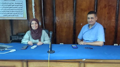 جامعة قنا تواصل نشر الوعي بالبصمة الكربونية