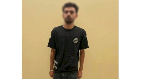 إتخاذ الإجراءات القانونية ضد طالب لادعائه قيام ضابط شرطة باتلاف بطاقته بالجيزة