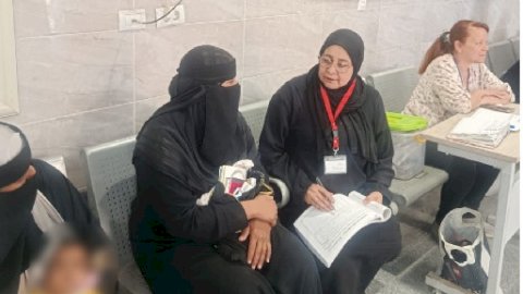 الكشف على 745 مواطناً بالقافلة الطبية بقرية العليقات بمركز قوص