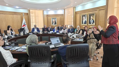 بنك ناصر  ينظم ورشة تدريبية لتنمية المهارات العملية والمعرفية للعاملين بالبنك