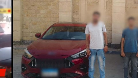 ضبط طرفي مشاجرة  فيديو  قائد ي سيارتين لخلافات اولوية المروربالجيزة