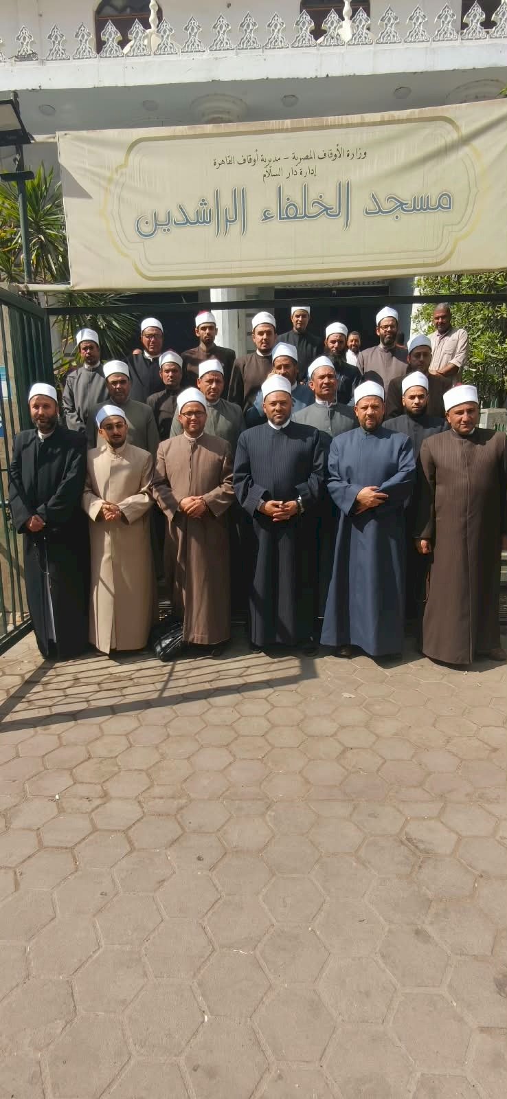 الأوقاف تُسيِّر قافلة دعوية إلى إدارات دار السلام والبساتين والمعادي لترسيخ الوعي بأهمية الوطن