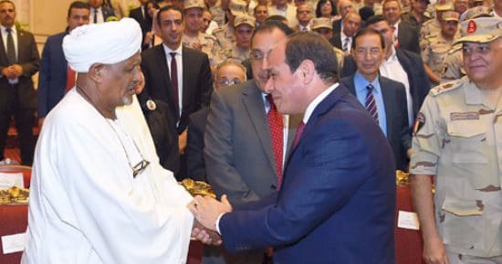 منح صاحب شفرة حرب أكتوبر وسام النجمة العسكرية