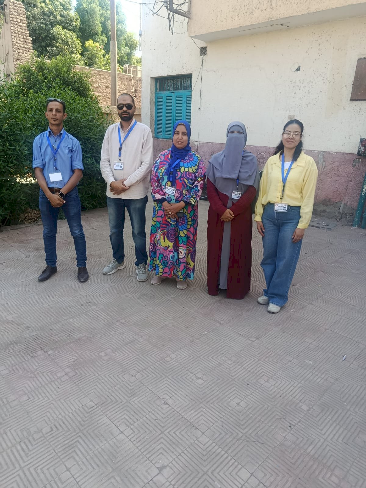 صحة قنا: قافلة طبية تنجح في الكشف على 850 مواطنًا بقرية الرئيسية بنجع حمادي