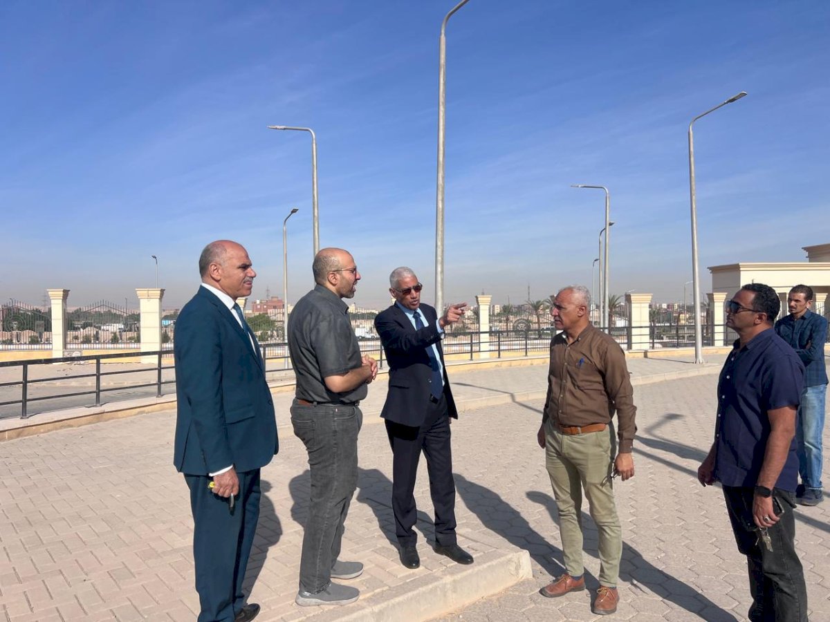 جولة لإنشاء مشروعات خدمية ورياضية بجامعة جنوب الوادي الأهلية
