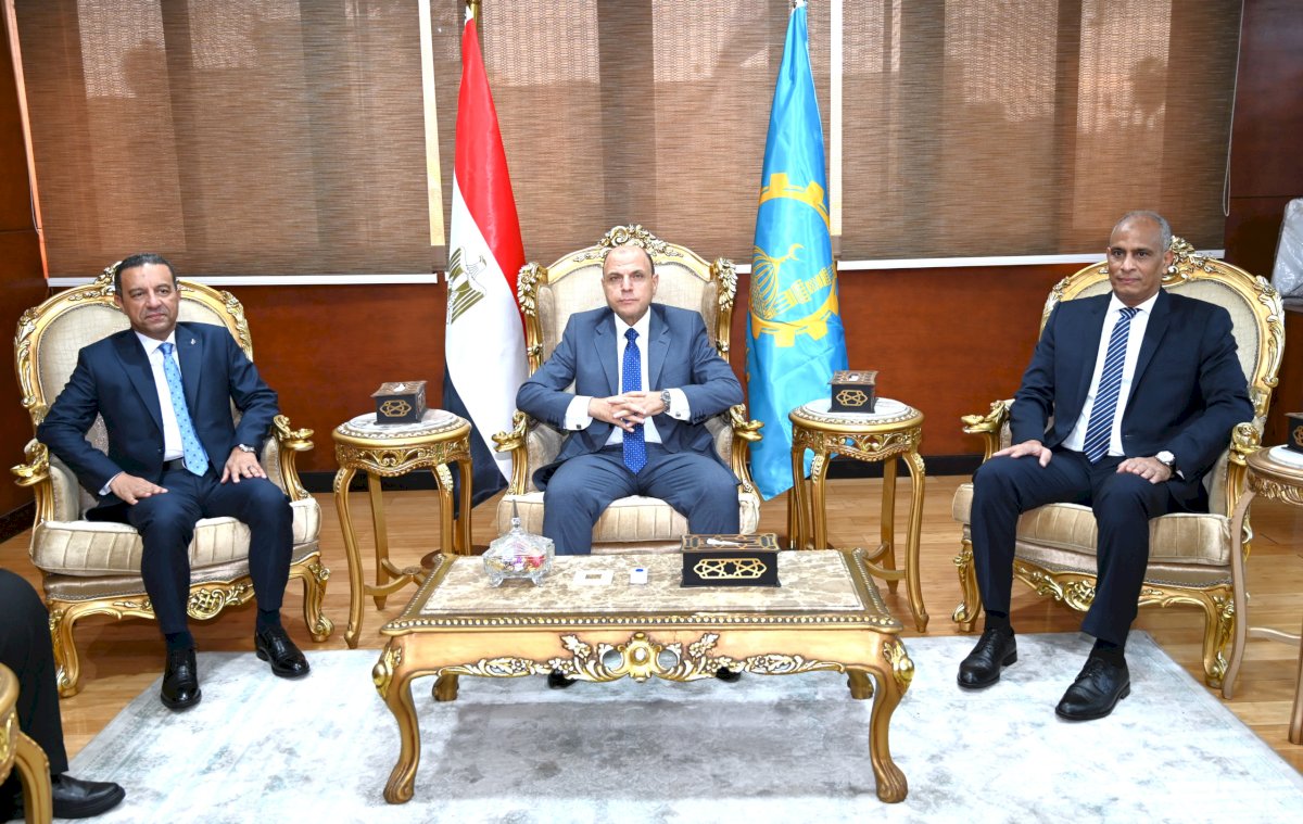 محافظ كفرالشيخ بالغربية للمشاركة في المؤتمر الإقليمي للمشروعات الخضراء الذكية