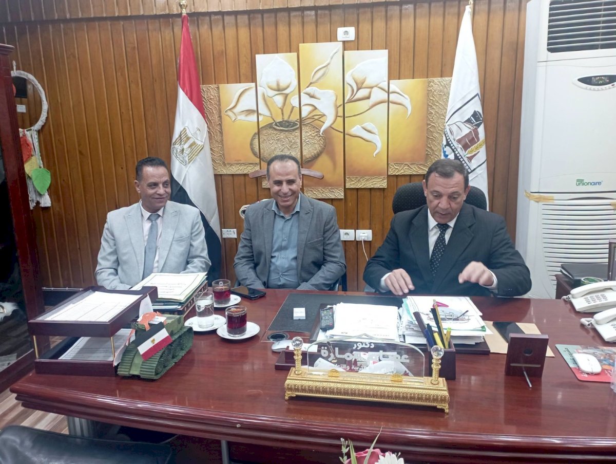 وكيلا التعليم والصحة ببني سويف:تطبيق اشتراطات الأمن والسلامة للتغذية المدرسية