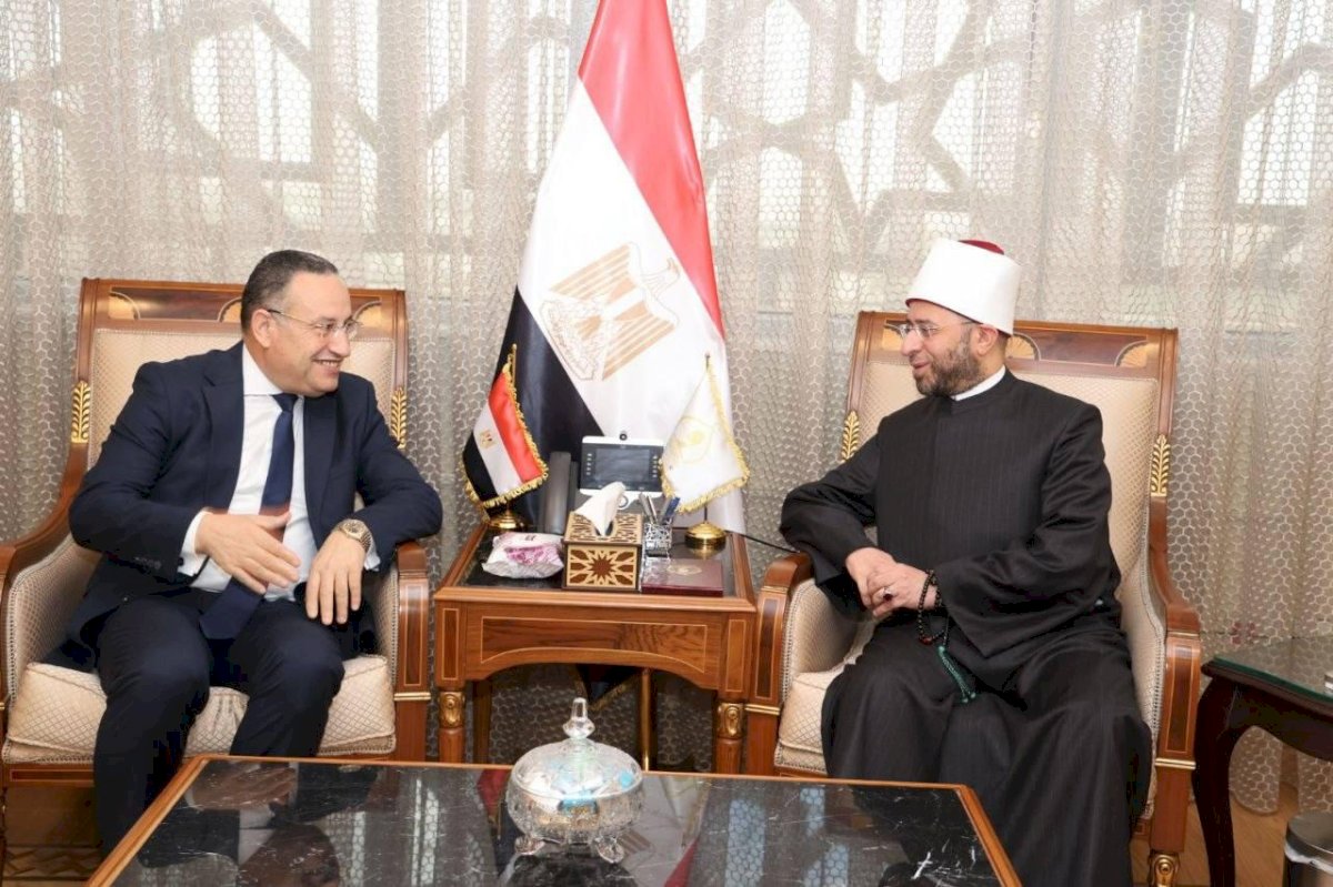 وزيرا الأوقاف والتعليم العالي يبحثان تعزيز الوعي وتوظيف البحث العلمي في تطوير الخطاب الدعوي